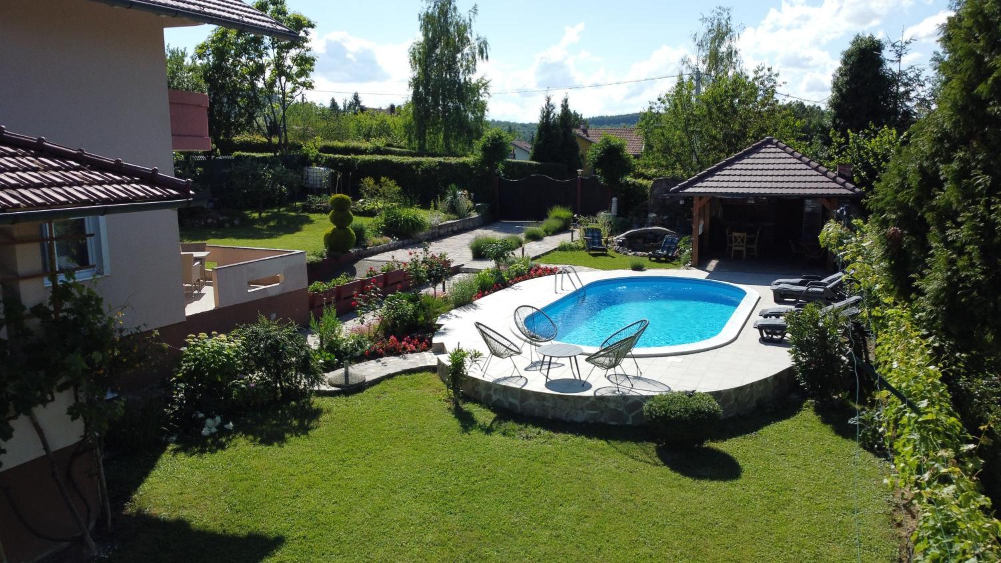 Villa Katarina With Pool Banja Luka Eksteriør bilde