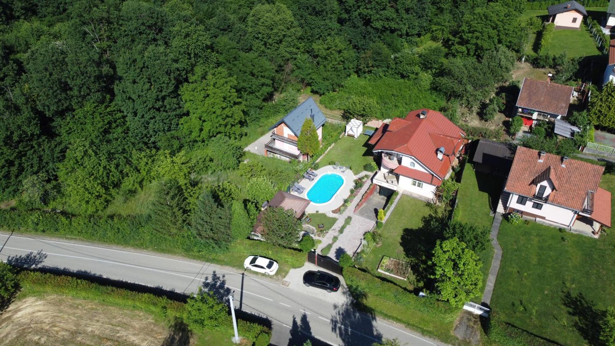 Villa Katarina With Pool Banja Luka Eksteriør bilde