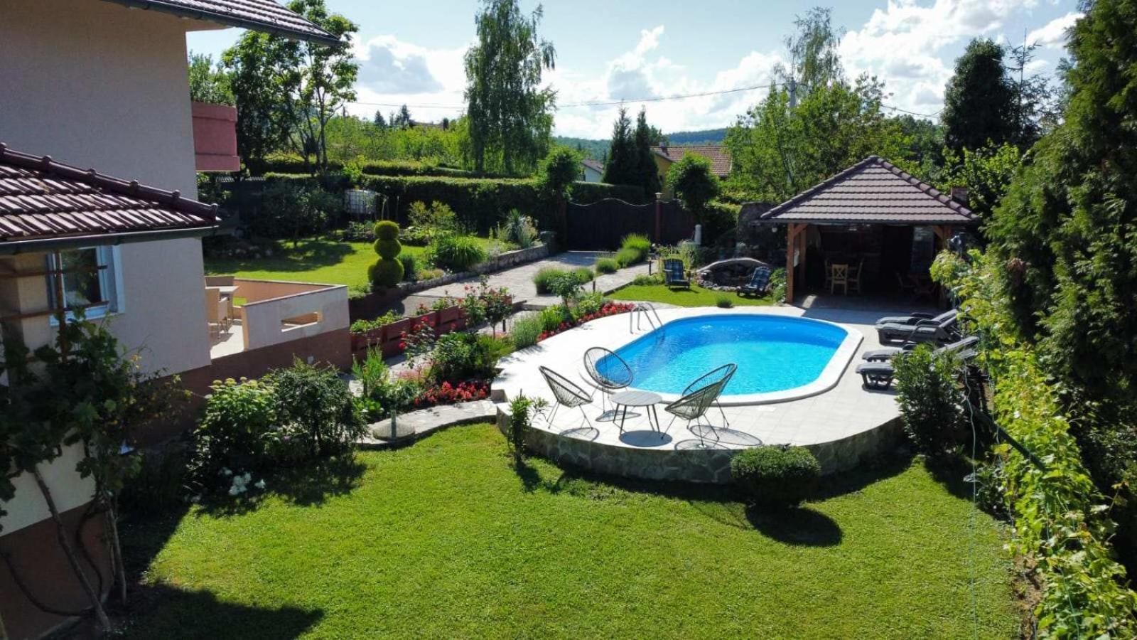 Villa Katarina With Pool Banja Luka Eksteriør bilde