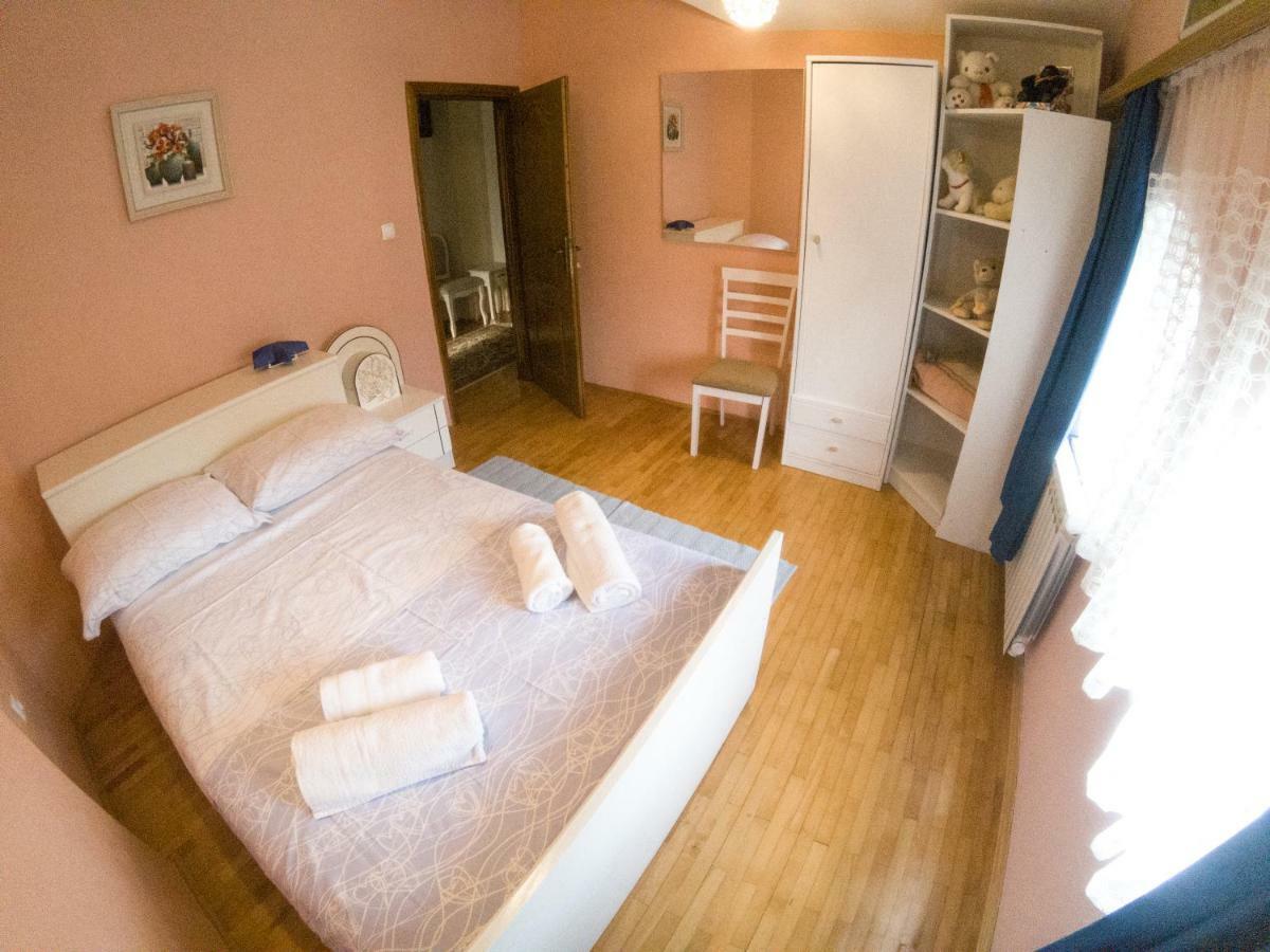 Villa Katarina With Pool Banja Luka Eksteriør bilde