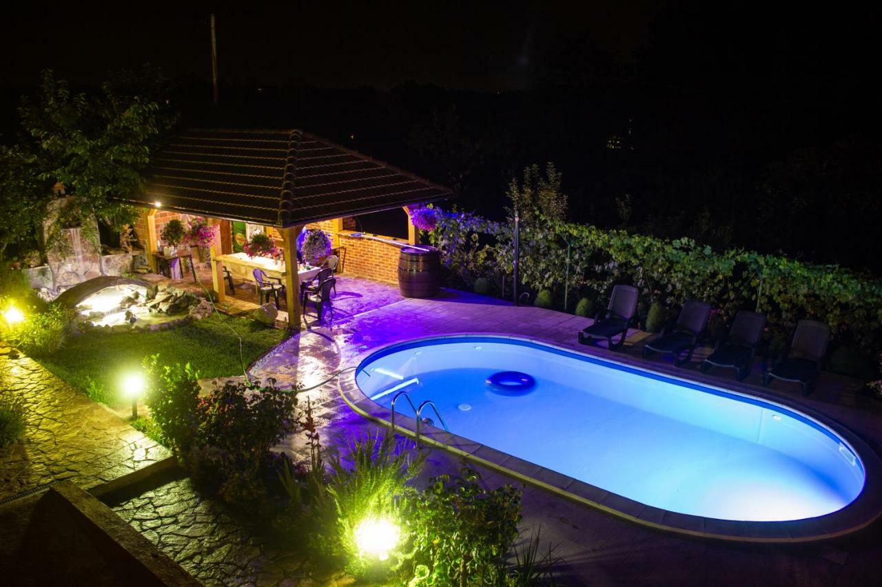 Villa Katarina With Pool Banja Luka Eksteriør bilde